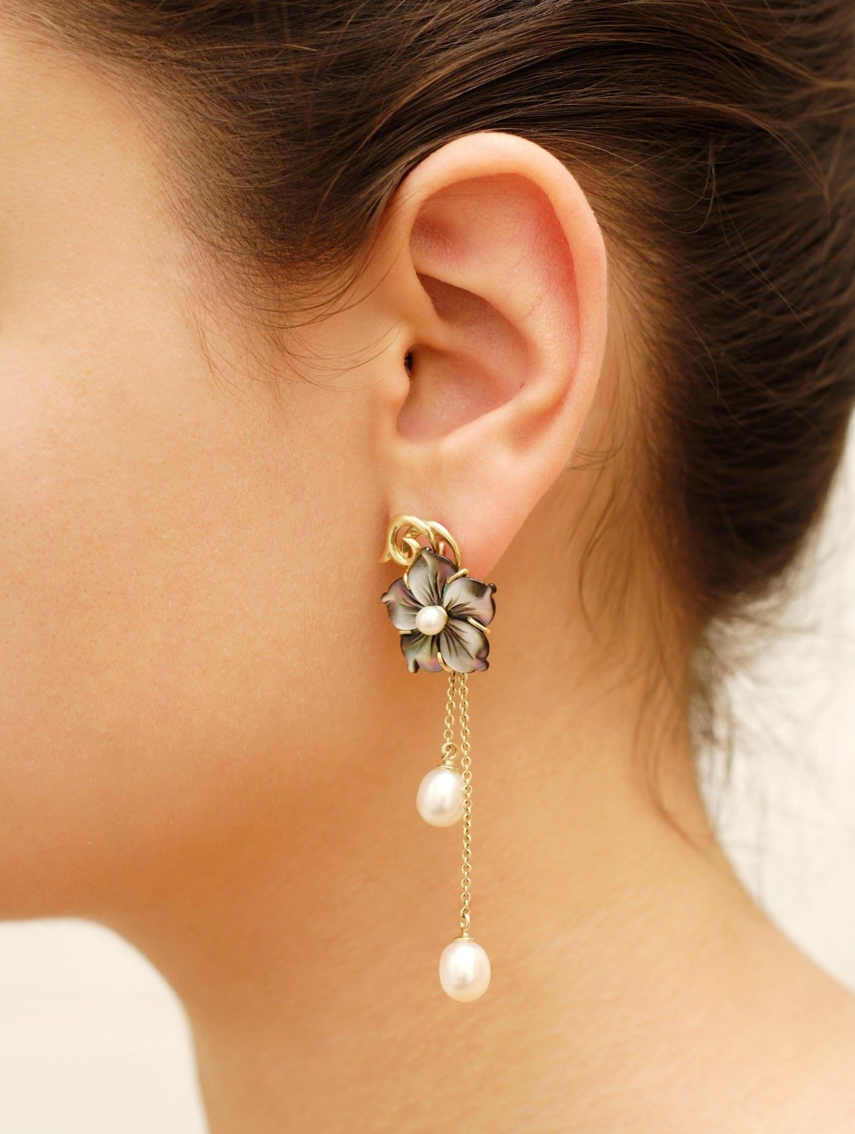 White Pearl Earring Singapore White Pearl Earring Singapore