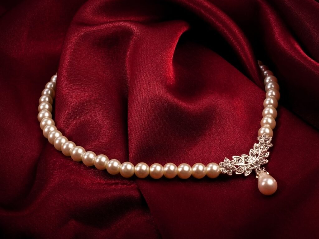 Buy high quality pearl jewellery